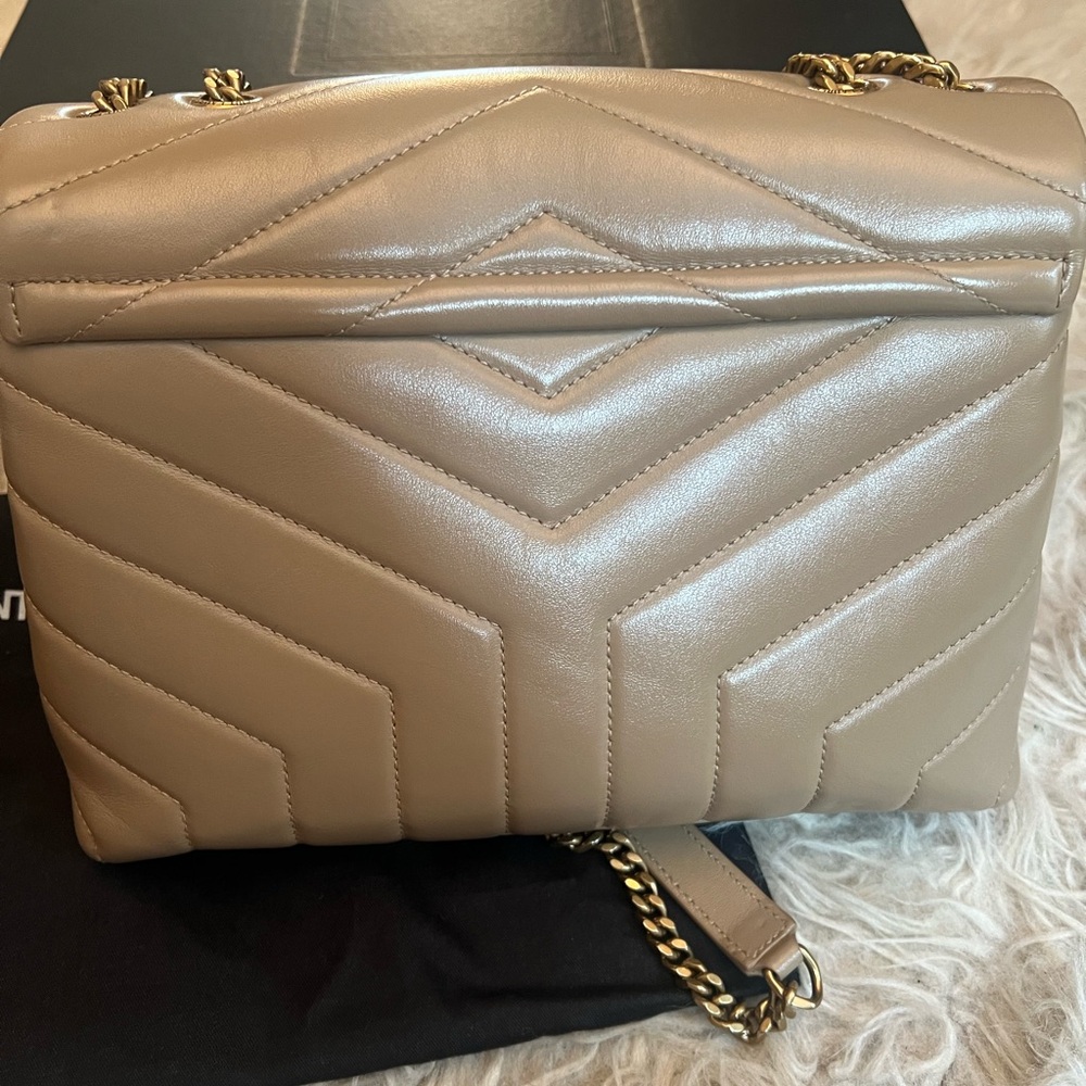 Saint Laurent Small Lou Lou Taupe Quilted Full Set - Picture 8 of 10